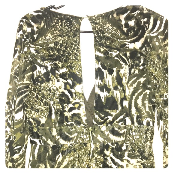 1 Piece Romper - Picture 4 of 5